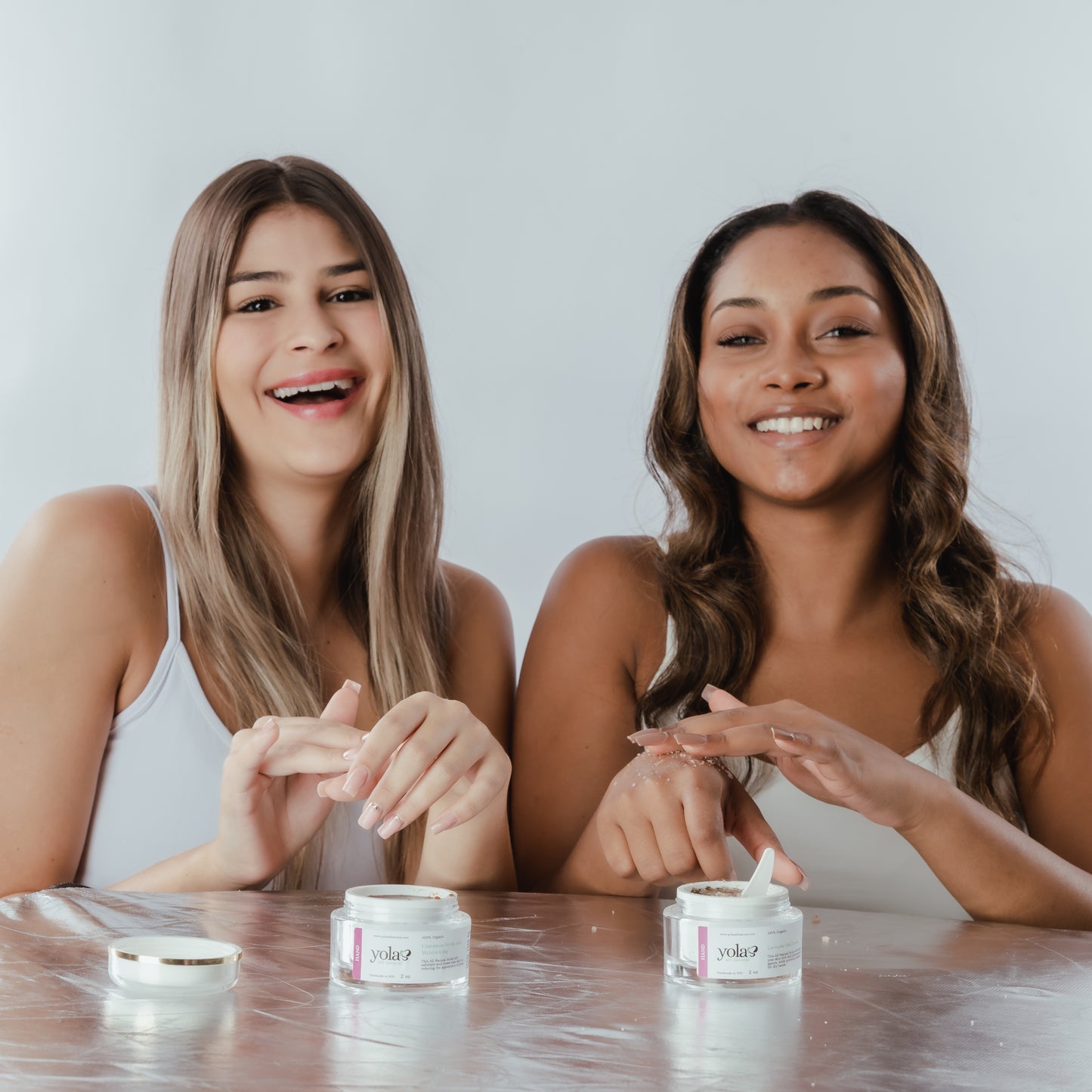 Cinnamon Anti-Aging & Moisturizing Scrub